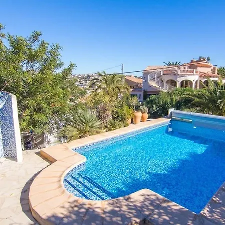 Villa Charming With Pool In - Stunning Views *